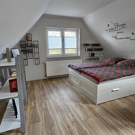 Privatunterkunft Loft- Privatzimmer 30qm Im Dachgeschoss Mit Eigenem Bad *