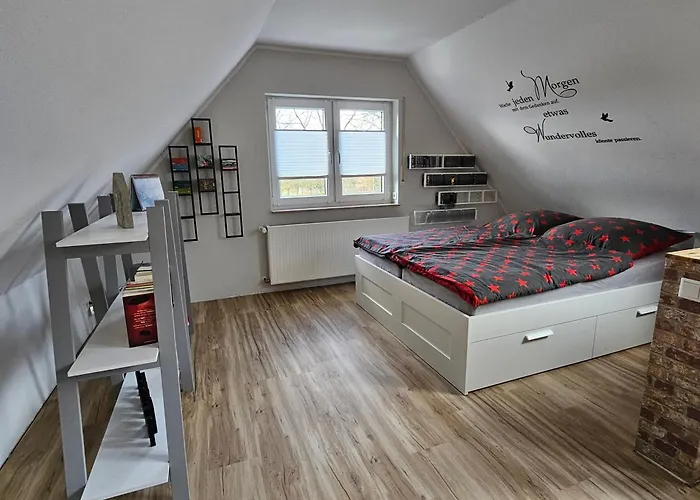 Privat bolig Loft- Privatzimmer 30qm Im Dachgeschoss Mit Eigenem Bad *